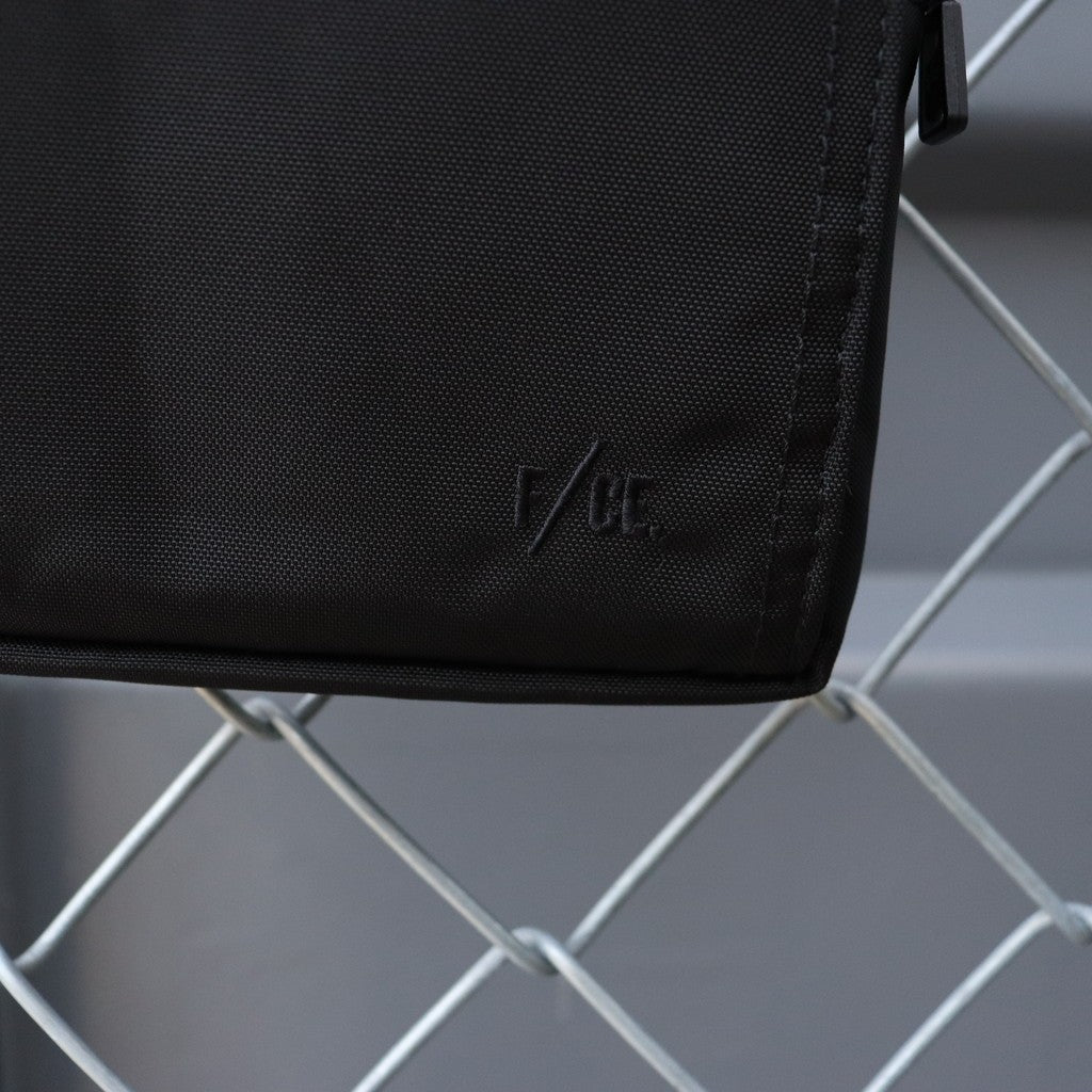 420 re/cor TRAVELLER #BLACK [FCD34241B0004]