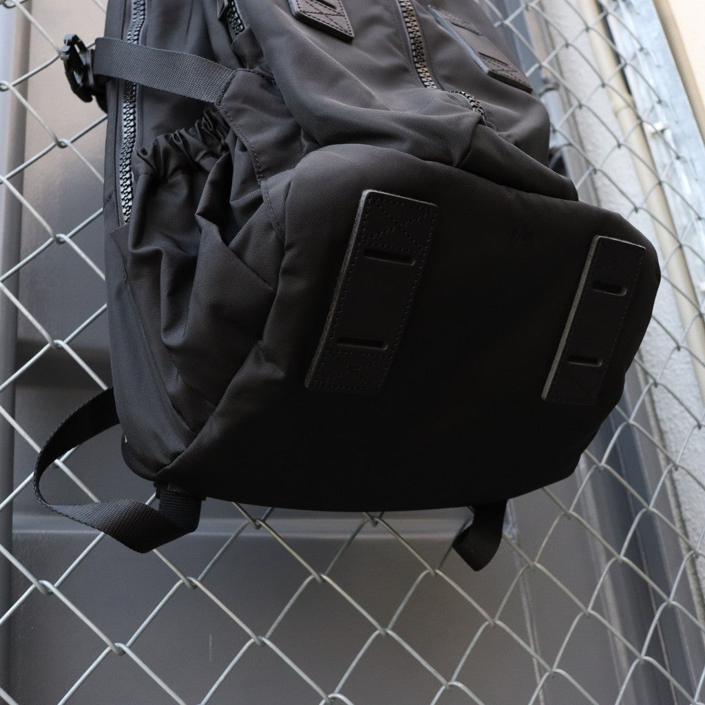 420 re/cor TRAVEL BP #BLACK [FCD30241B0001]