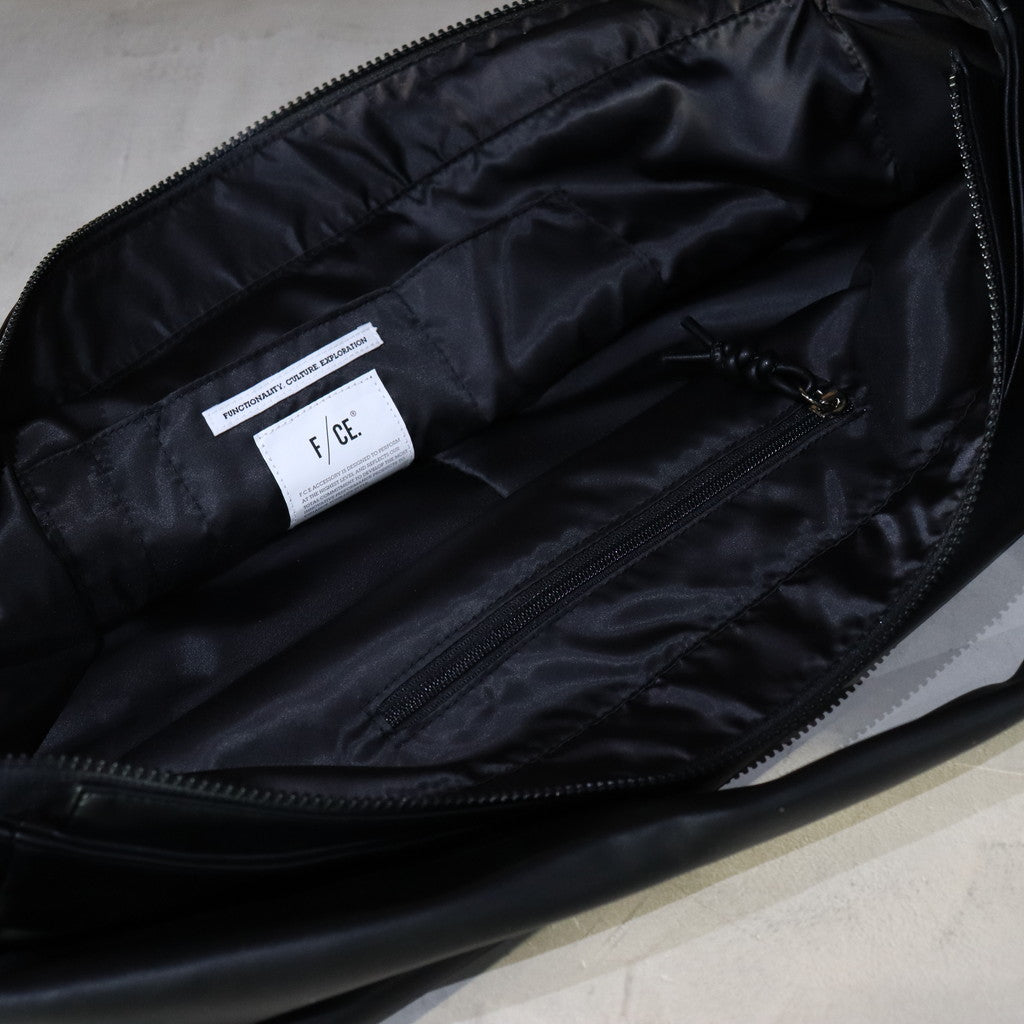 科技皮革報紙包#黑色 [FLE36241B0001]